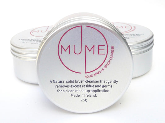 MuMe Solid Make-Up Brush Cleanser in tin