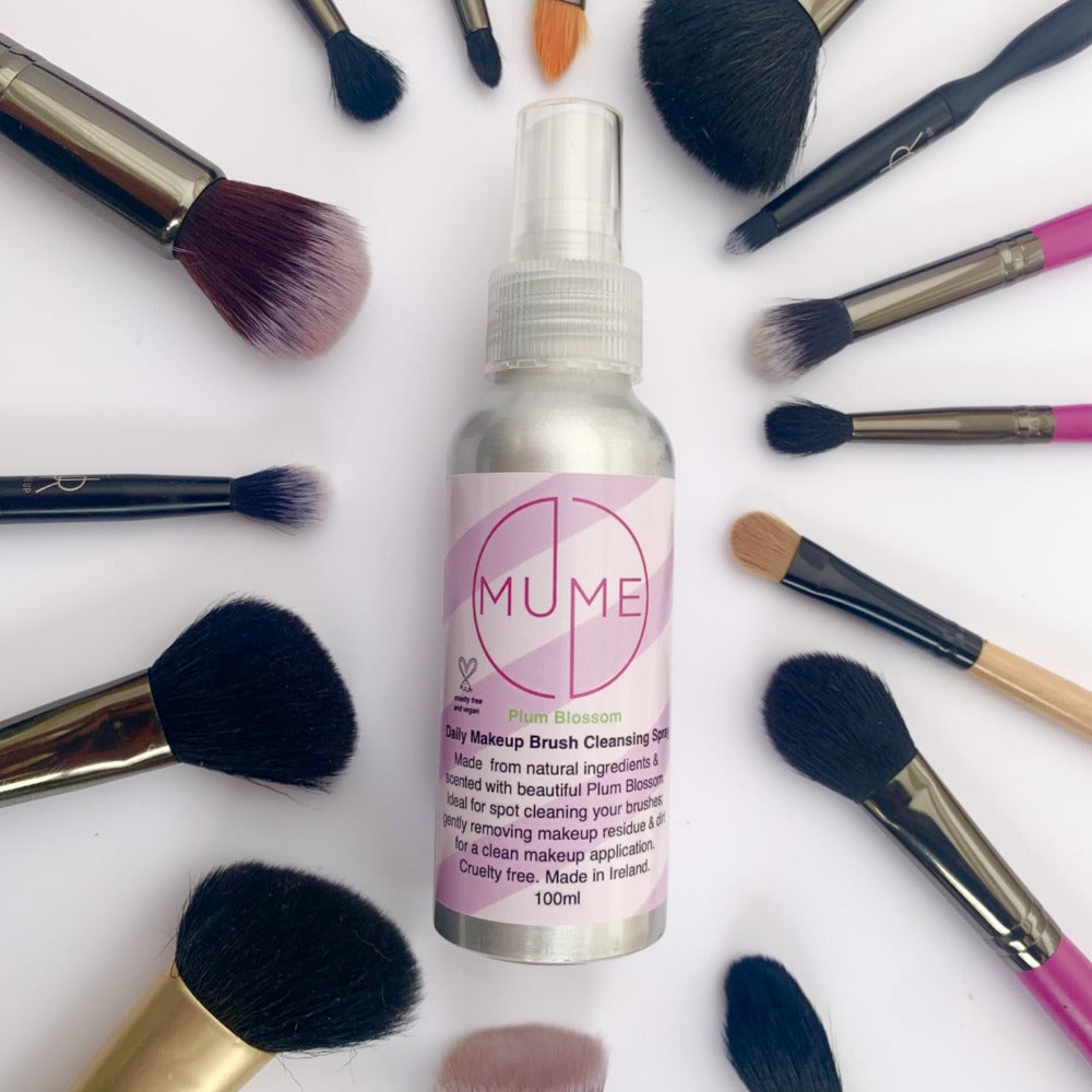 Daily makeup brush cleansing spray