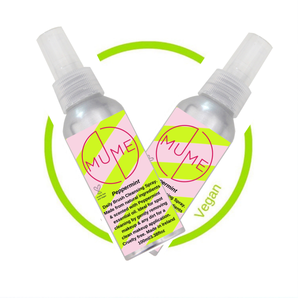 Peppermint daily brush cleansing spray